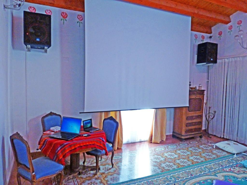 פלרמו Vucciria Hostel מראה חיצוני תמונה